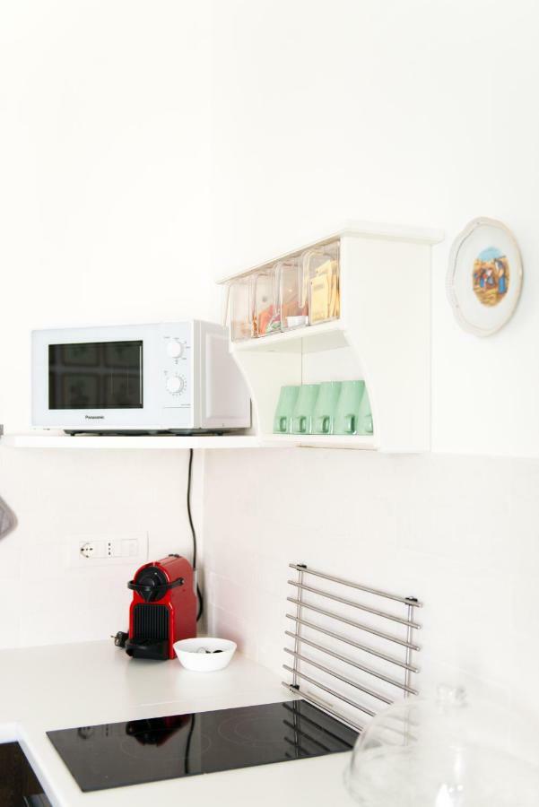 La Casa Di Eugenio Apartment เนเปิลส์ ภายนอก รูปภาพ